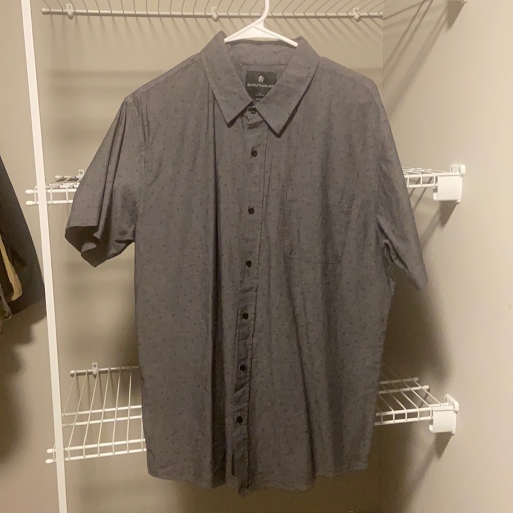 NWT * Shouthouse Men’s Short Sleeve Button Down L